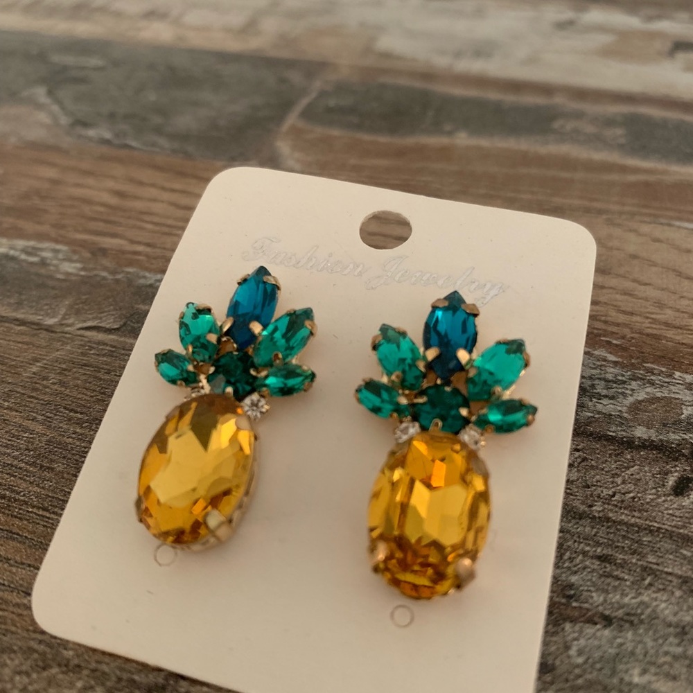 Earring Bundle! - Picture 3 of 3